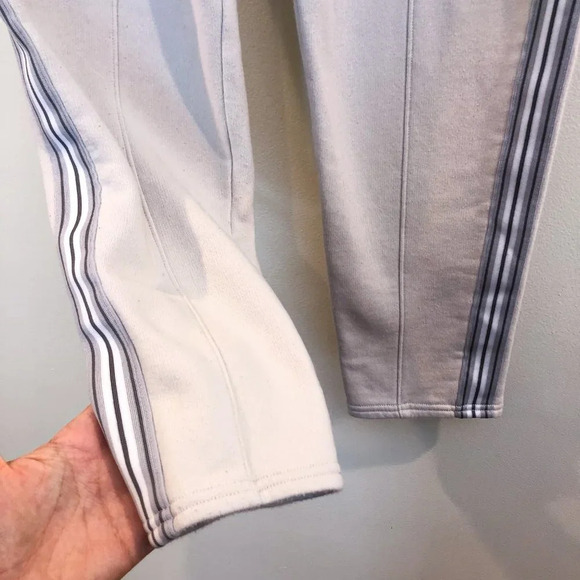 TNA Aritzia Cream Neutral Drawstring Athleisure Loungewear Piped Sweatpants M - Picture 3 of 10